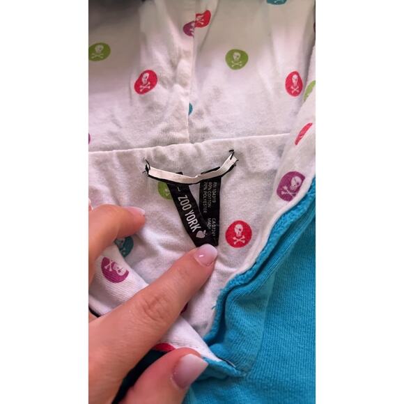Zoo York Blue Short Sleeve Hoodie with Skull Print Lining - Picture 2 of 7